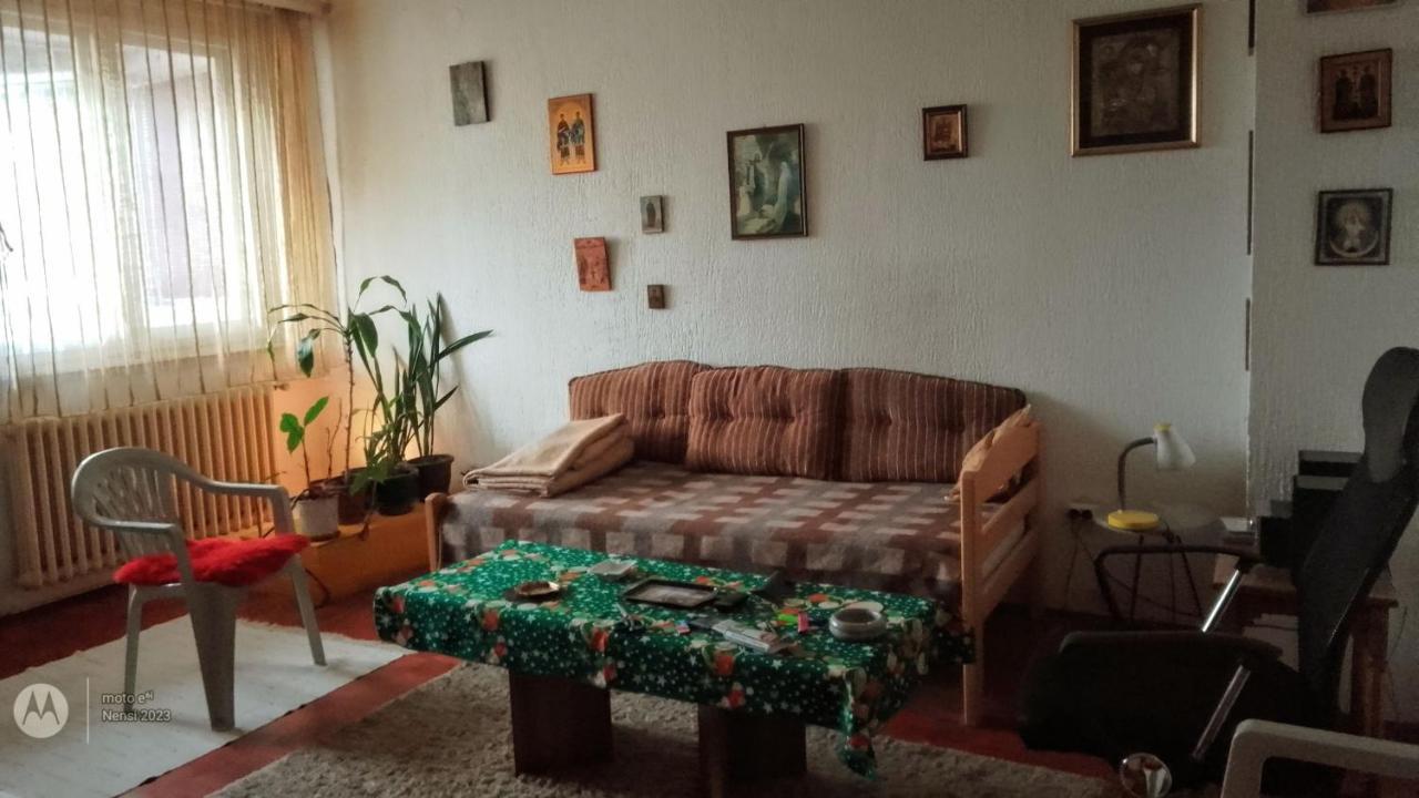 Men Who Knit Apartment เบลเกรด ภายนอก รูปภาพ